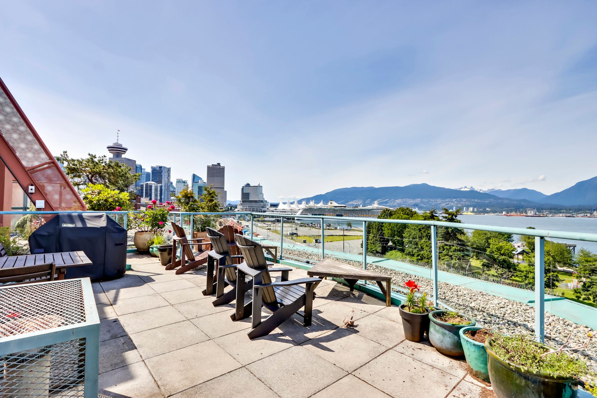 Rooftop Patio & BBQ Area at 201 - 55 Alexander Street, Downtown VE, Vancouver East Rooftop Patio & BBQ Area at 201 - 55 Alexander Street, Downtown VE, Vancouver East