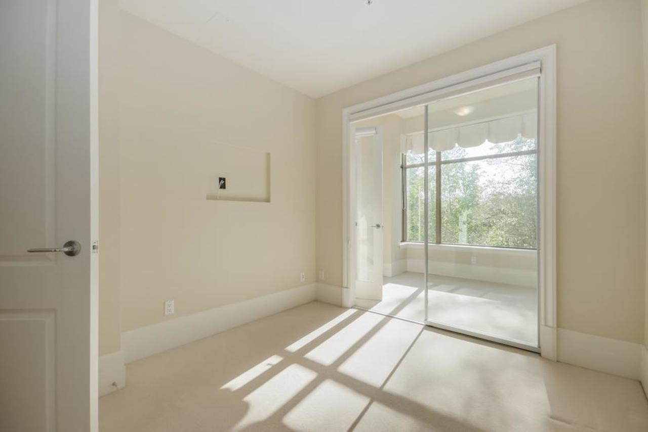 mini15 at 201 - 540  Crescent, Park Royal, West Vancouver mini15 at 201 - 540  Crescent, Park Royal, West Vancouver