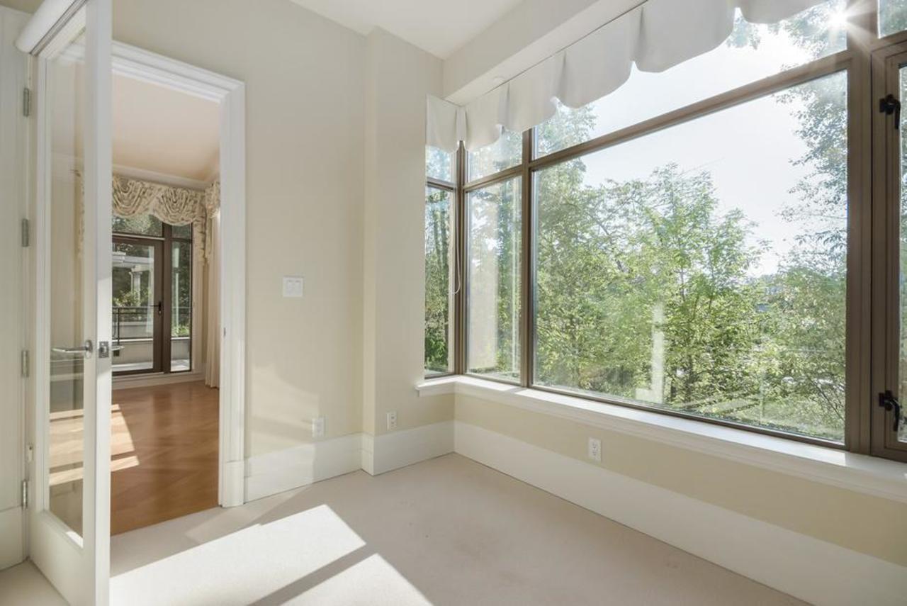 mini16 at 201 - 540  Crescent, Park Royal, West Vancouver mini16 at 201 - 540  Crescent, Park Royal, West Vancouver