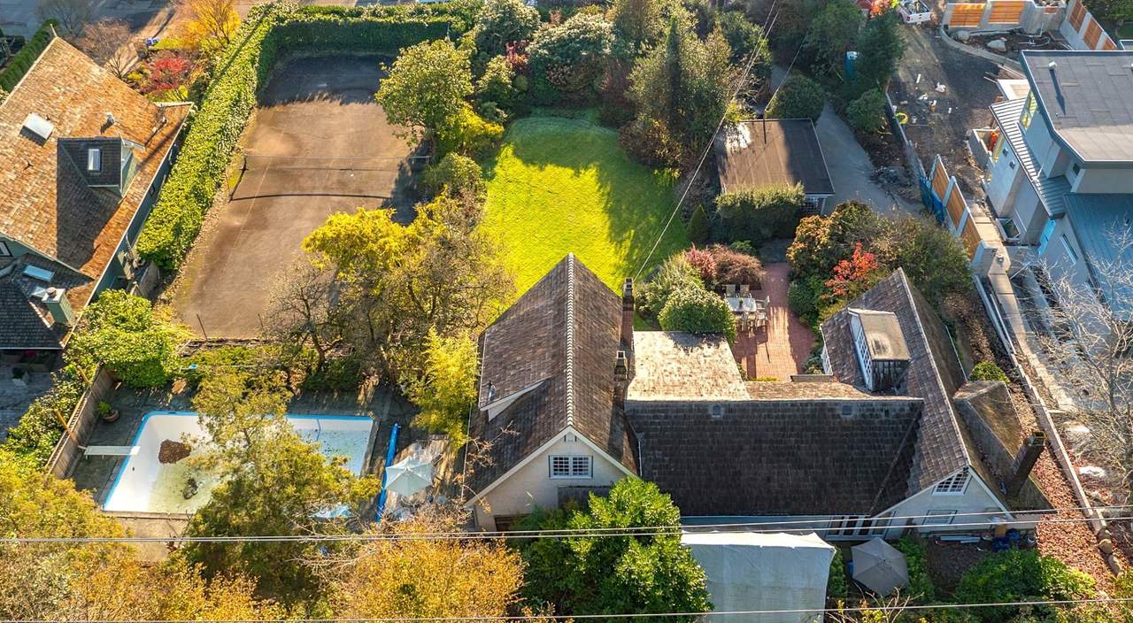 Aerial View at 2881  Avenue, Altamont, West Vancouver Aerial View at 2881  Avenue, Altamont, West Vancouver