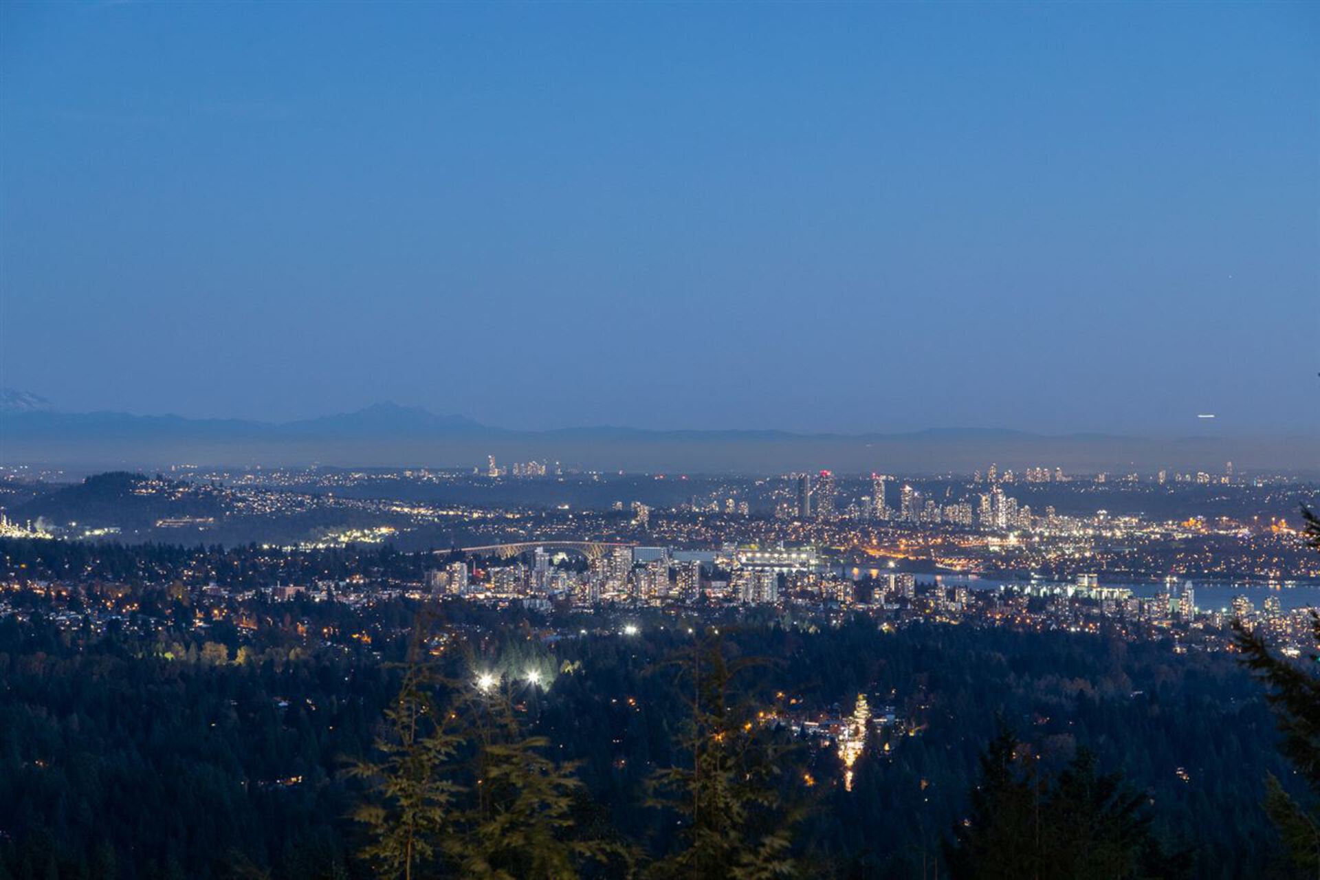 590-craigmohr-drive-glenmore-west-vancouver-03 at 590 Craigmohr Drive, Glenmore, West Vancouver 590-craigmohr-drive-glenmore-west-vancouver-03 at 590 Craigmohr Drive, Glenmore, West Vancouver