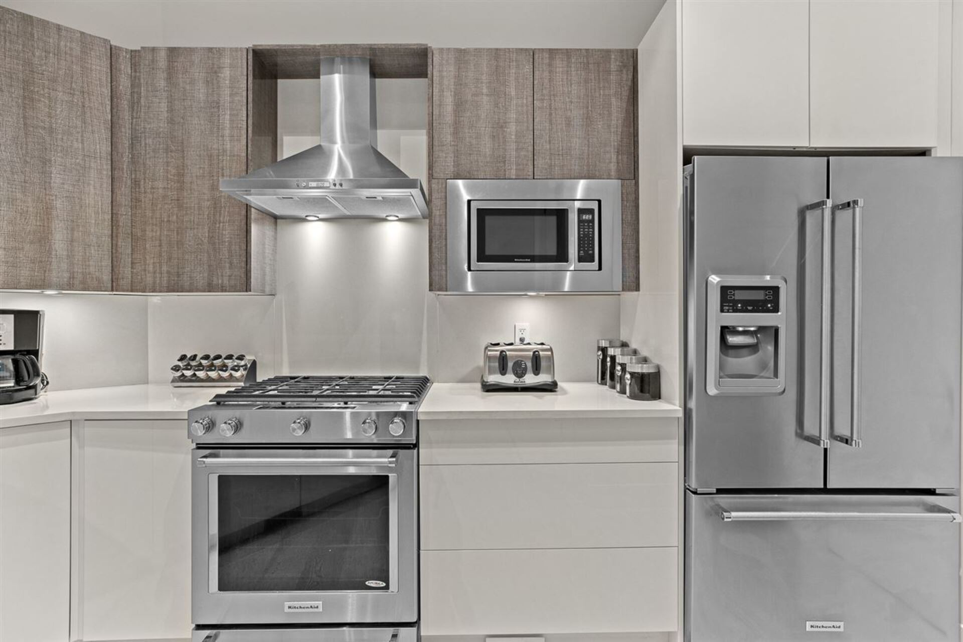 590-craigmohr-drive-glenmore-west-vancouver-11 at 590 Craigmohr Drive, Glenmore, West Vancouver 590-craigmohr-drive-glenmore-west-vancouver-11 at 590 Craigmohr Drive, Glenmore, West Vancouver