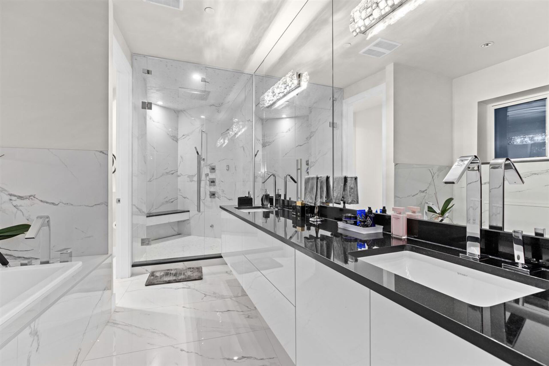 590-craigmohr-drive-glenmore-west-vancouver-21 at 590 Craigmohr Drive, Glenmore, West Vancouver 590-craigmohr-drive-glenmore-west-vancouver-21 at 590 Craigmohr Drive, Glenmore, West Vancouver