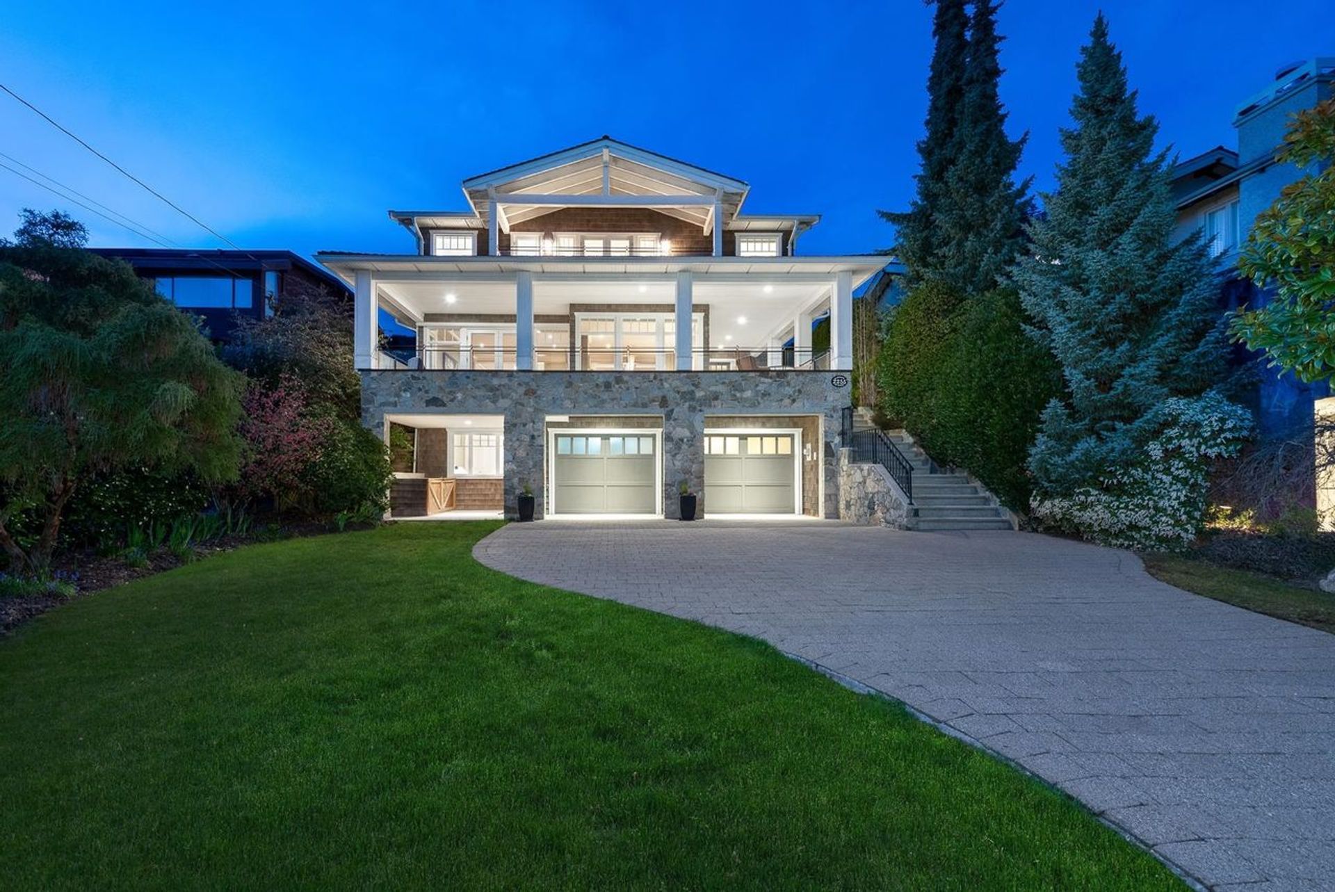 2255 Lawson Avenue, Dundarave, West Vancouver  by Hossein Pejman 2255 Lawson Avenue, Dundarave, West Vancouver