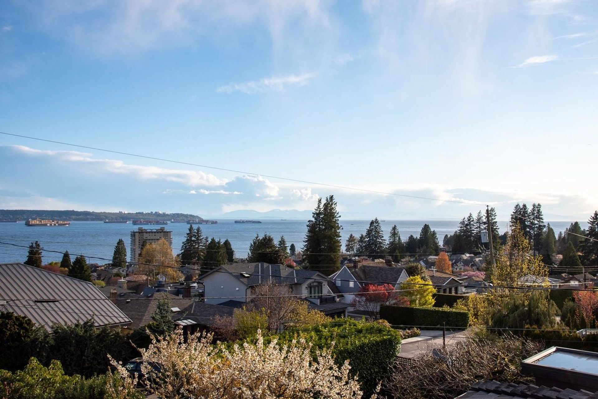 2255-lawson-avenue-dundarave-west-vancouver-06 at 2255 Lawson Avenue, Dundarave, West Vancouver 2255-lawson-avenue-dundarave-west-vancouver-06 at 2255 Lawson Avenue, Dundarave, West Vancouver