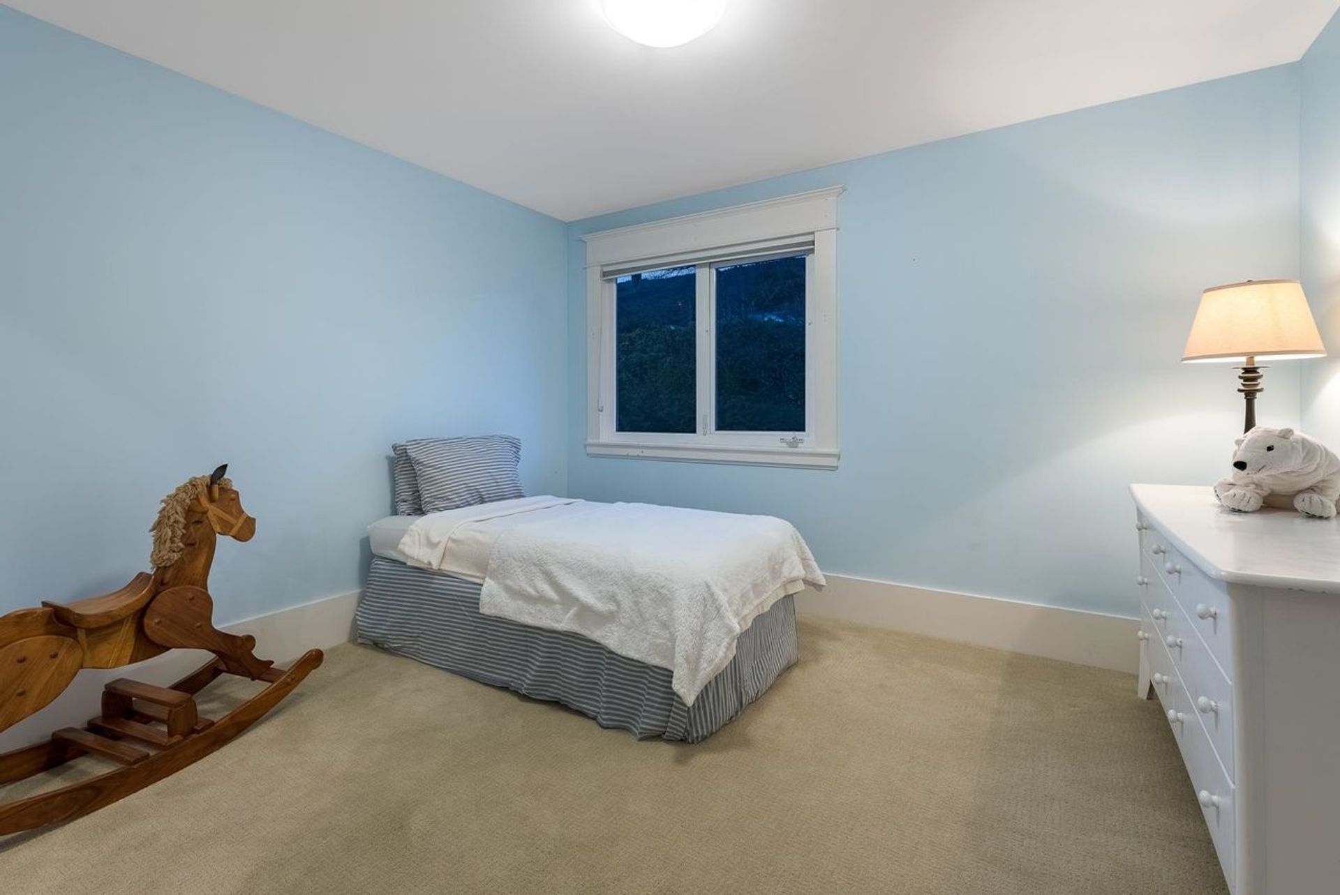 2255-lawson-avenue-dundarave-west-vancouver-33 at 2255 Lawson Avenue, Dundarave, West Vancouver 2255-lawson-avenue-dundarave-west-vancouver-33 at 2255 Lawson Avenue, Dundarave, West Vancouver