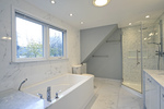 773-ensuite at 773 Lonsdale Road, Manor Park, Ottawa