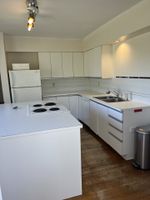 18-kitchen at 18 Sandridge Road, Manor Park, Ottawa