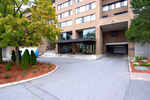 entrance at 617 - 515 St Laurent, Viscount Alexander Park, Ottawa