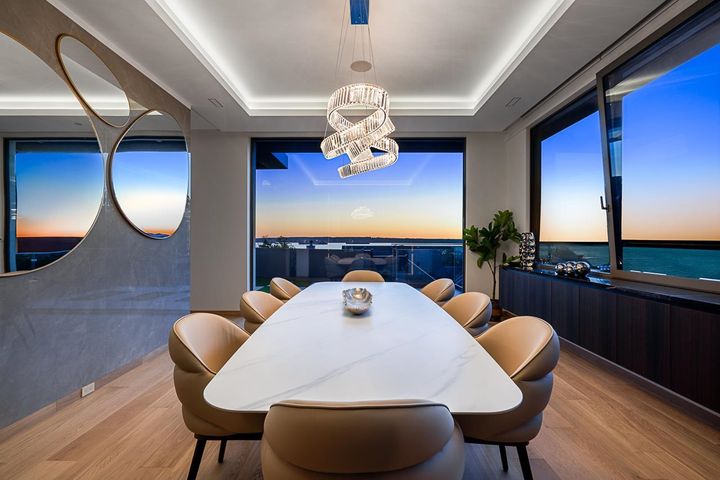 1405-28th-street-dundarave-west-vancouver-03 at 1405 28th Street, Altamont, West Vancouver