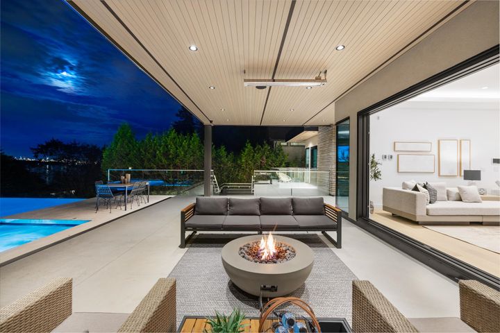 449-hillcrest-street-westmount-wv-west-vancouver-19 at 449 Hillcrest Street, Westmount WV, West Vancouver