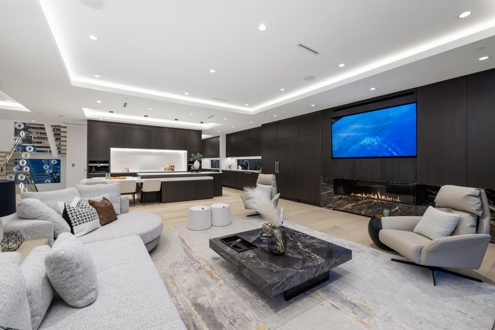 449-hillcrest-street-westmount-wv-west-vancouver-20 at 449 Hillcrest Street, Westmount WV, West Vancouver