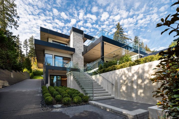 449-hillcrest-street-westmount-wv-west-vancouver-21 at 449 Hillcrest Street, Westmount WV, West Vancouver