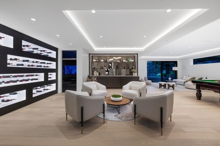 449-hillcrest-street-westmount-wv-west-vancouver-35 at 449 Hillcrest Street, Westmount WV, West Vancouver