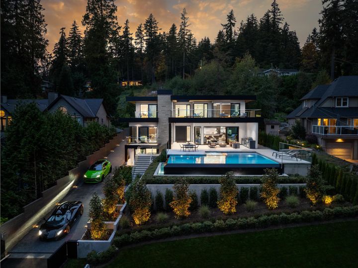 449-hillcrest-street-westmount-wv-west-vancouver-39 at 449 Hillcrest Street, Westmount WV, West Vancouver