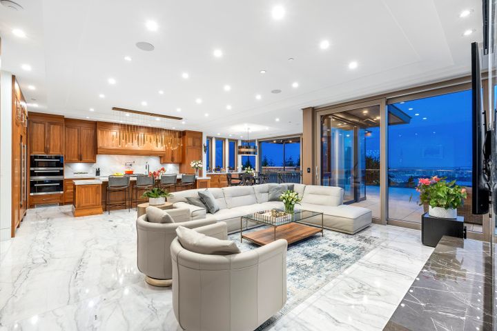 1036-eyremount-drive-british-properties-west-vancouver-03 at 1036 Eyremount Drive, British Properties, West Vancouver