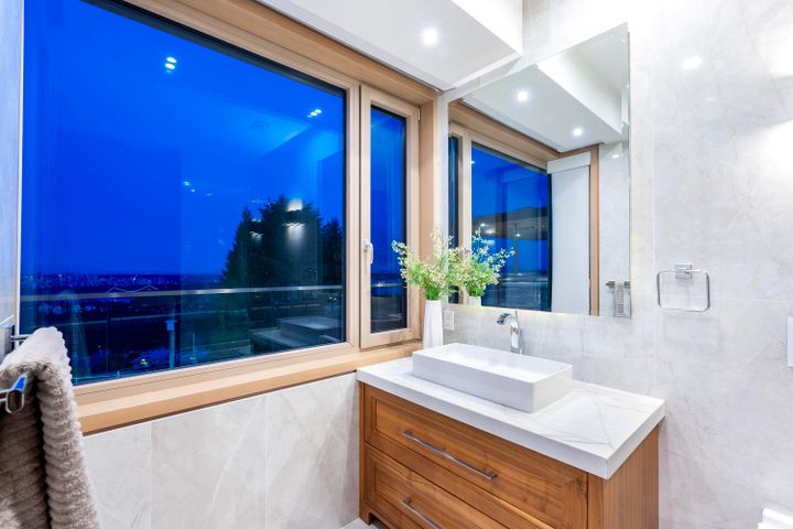 1036-eyremount-drive-british-properties-west-vancouver-25 at 1036 Eyremount Drive, British Properties, West Vancouver