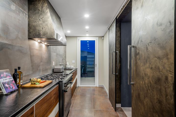 594-craigmohr-drive-glenmore-west-vancouver-14 at 594 Craigmohr Drive, Glenmore, West Vancouver