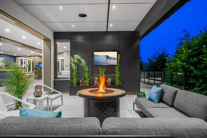 594-craigmohr-drive-glenmore-west-vancouver-18 at 594 Craigmohr Drive, Glenmore, West Vancouver