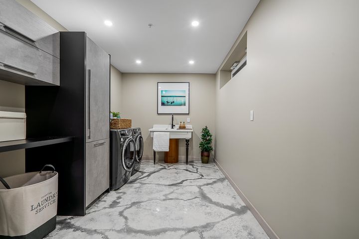 594-craigmohr-drive-glenmore-west-vancouver-30 at 594 Craigmohr Drive, Glenmore, West Vancouver