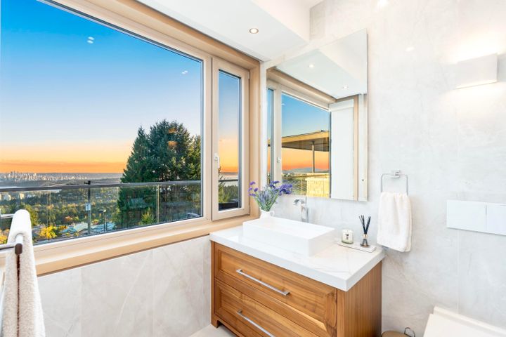 1036-eyremount-drive-british-properties-west-vancouver-28 at 1036 Eyremount Drive, British Properties, West Vancouver
