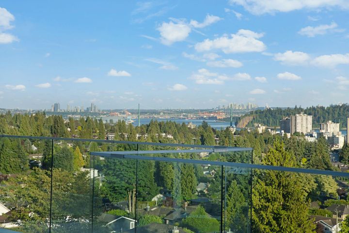 2538-ottawa-avenue-dundarave-west-vancouver-09 at 2538 Ottawa Avenue, Dundarave, West Vancouver