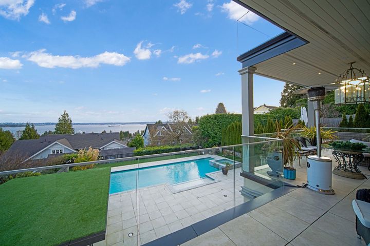 2538-ottawa-avenue-dundarave-west-vancouver-28 at 2538 Ottawa Avenue, Dundarave, West Vancouver