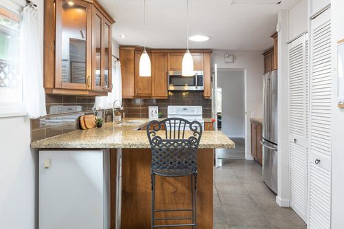photo-18 at 1345 W 17th, Pemberton NV, North Vancouver