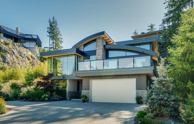 3124 Lakecrest L Whistler, Whistler photo number 2