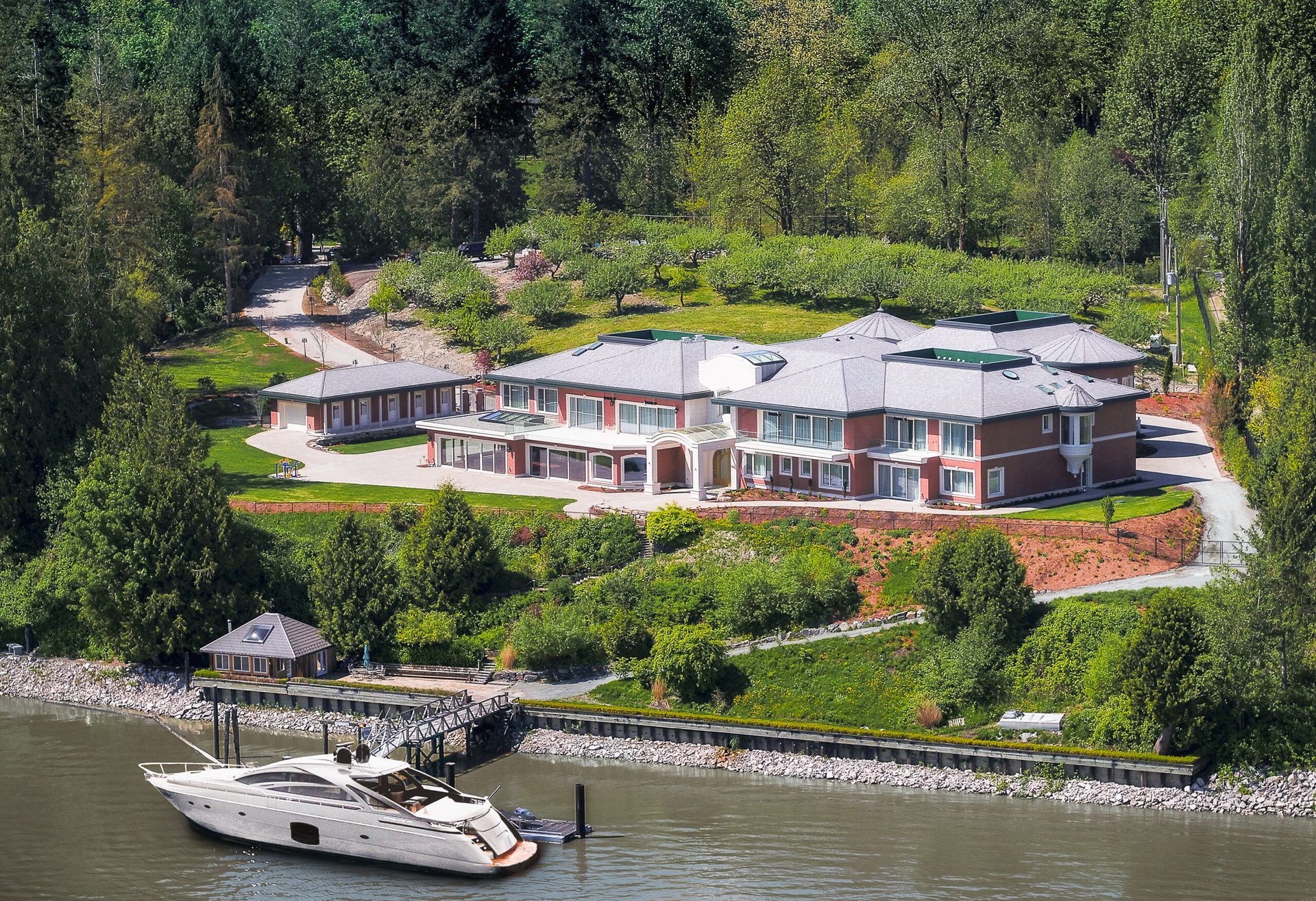 fort_langley_mansion_surrey_mansions_by_kris_halliday_mkh_developments_color_3-scaled at Fort Langley, Langley