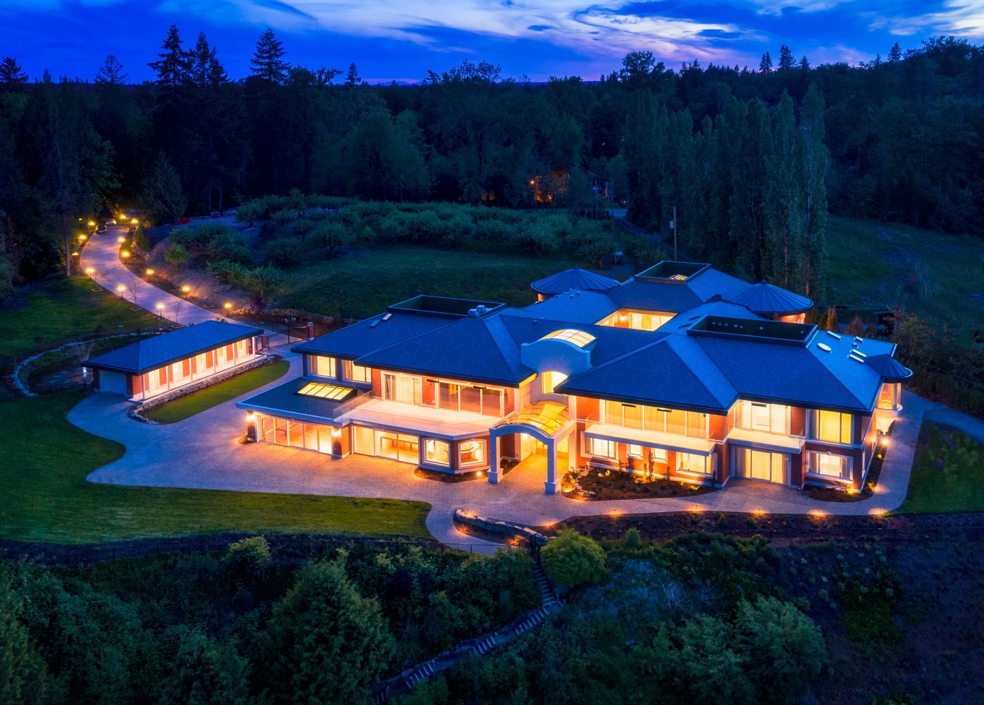 fort_langley_mansion_surrey_mansions_by_kris_halliday_mkh_developments_color_7-scaled at Fort Langley, Langley