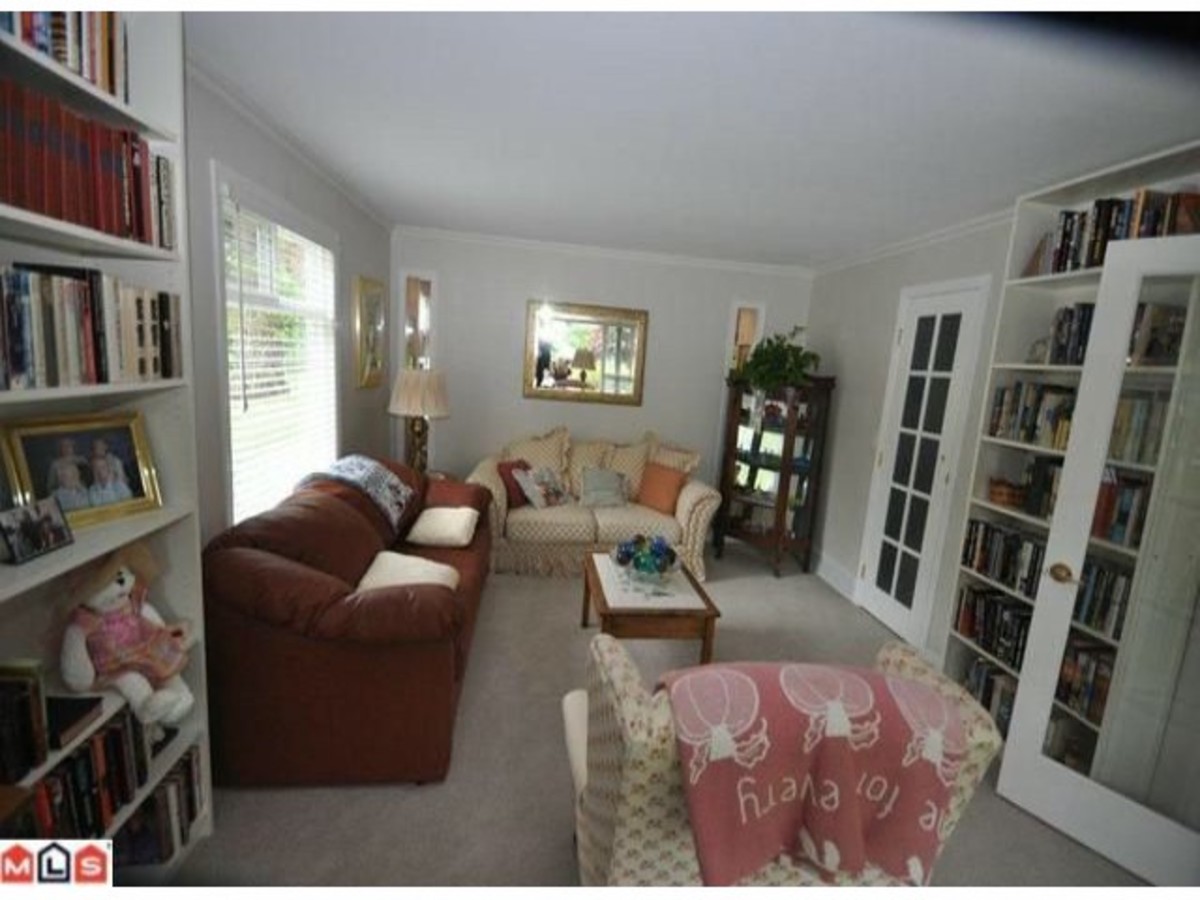 image-259541466-2.jpg at 13867 17a Avenue, Sunnyside Park Surrey, South Surrey White Rock