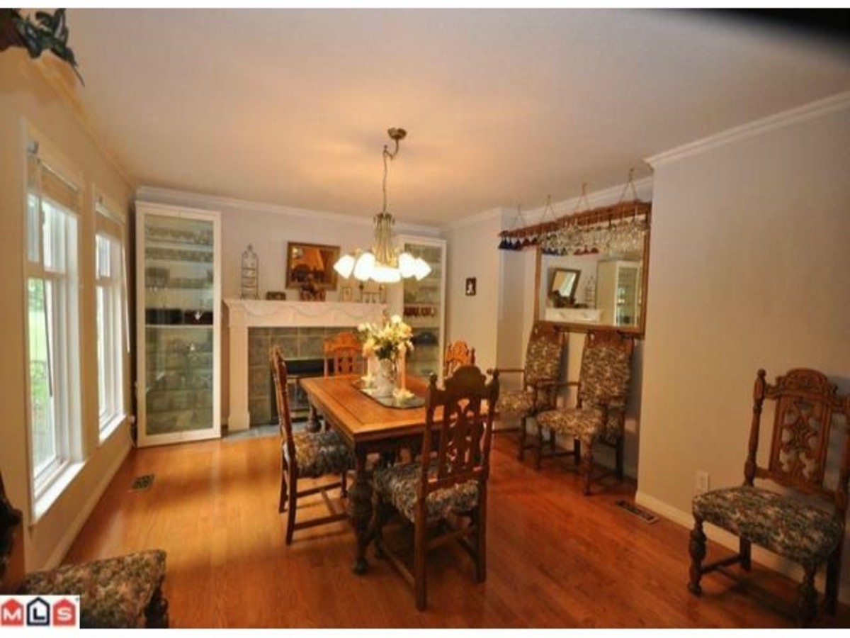 image-259541466-3.jpg at 13867 17a Avenue, Sunnyside Park Surrey, South Surrey White Rock