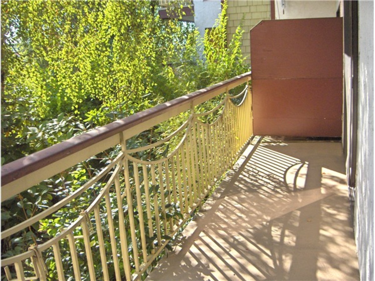 image-259763620-6.jpg at 104 - 123 19th Street, Central Lonsdale, North Vancouver