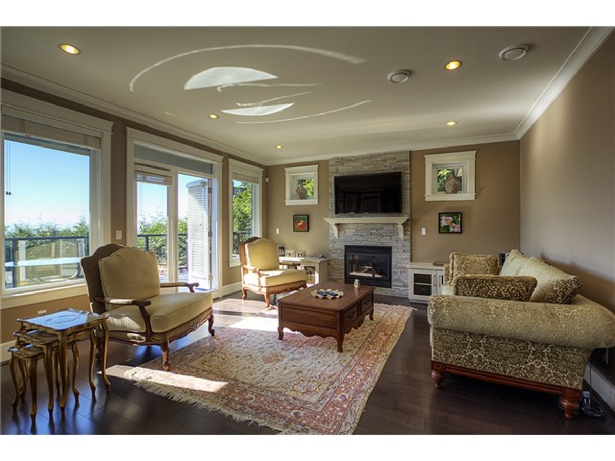image-259857916-4.jpg at 4819 Skyline Drive, Canyon Heights NV, North Vancouver