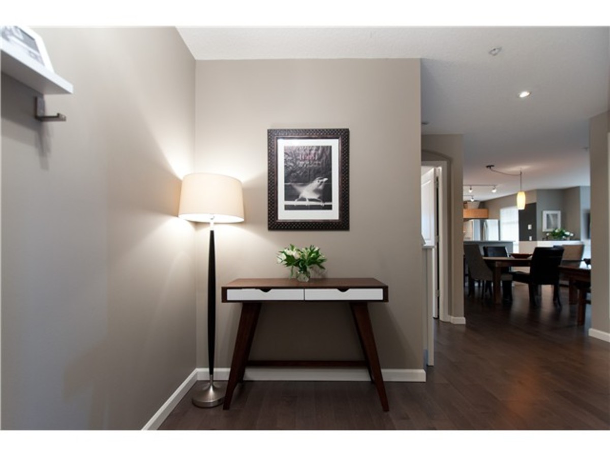 image-260077915-2.jpg at 103 - 1150 29th Street, Lynn Valley, North Vancouver