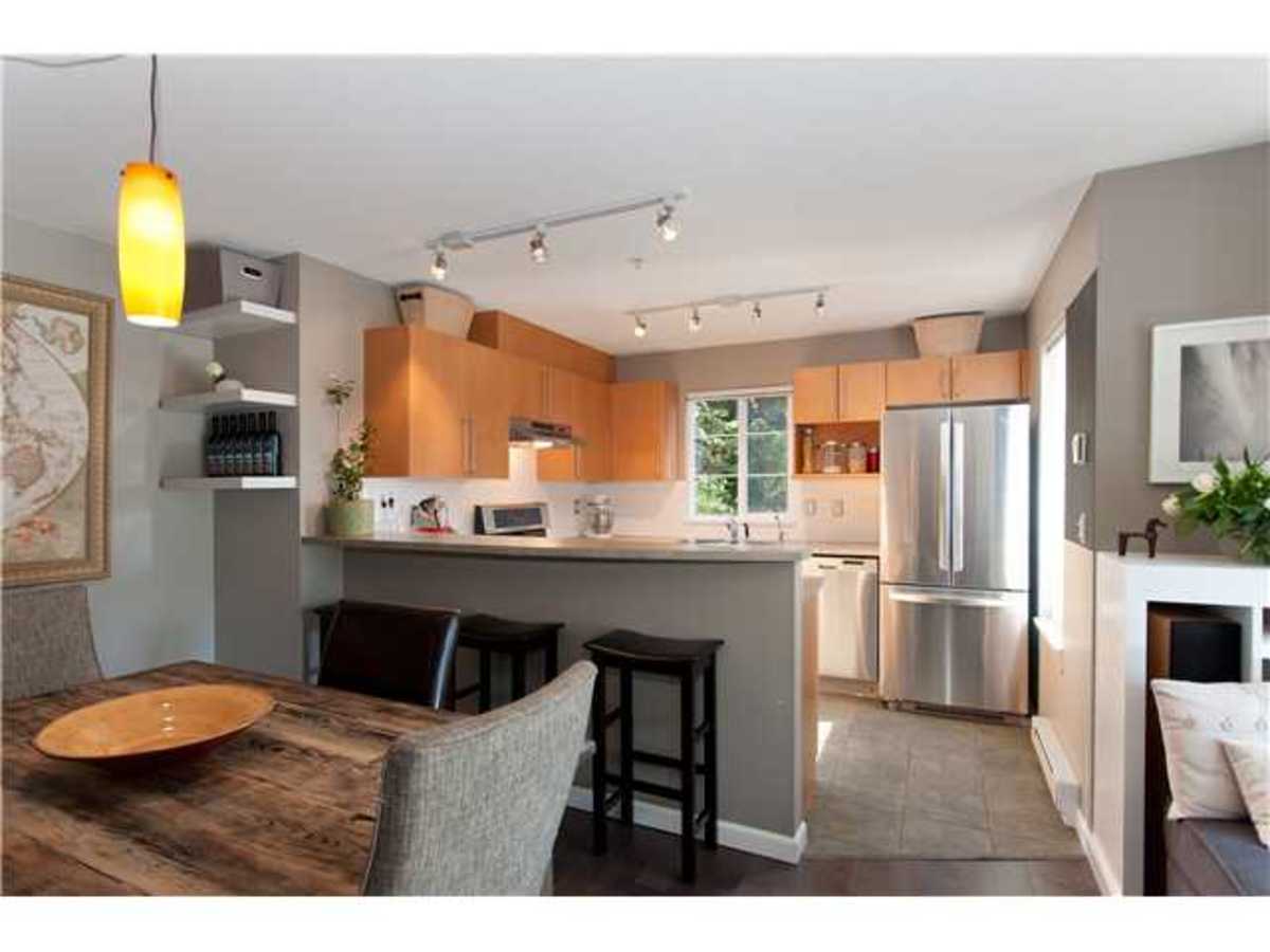 image-260077915-4.jpg at 103 - 1150 29th Street, Lynn Valley, North Vancouver