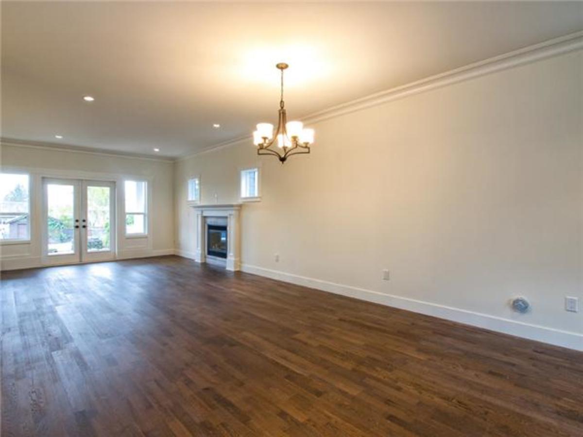 image-260164407-4.jpg at 633 East 4th Street, Queensbury, North Vancouver