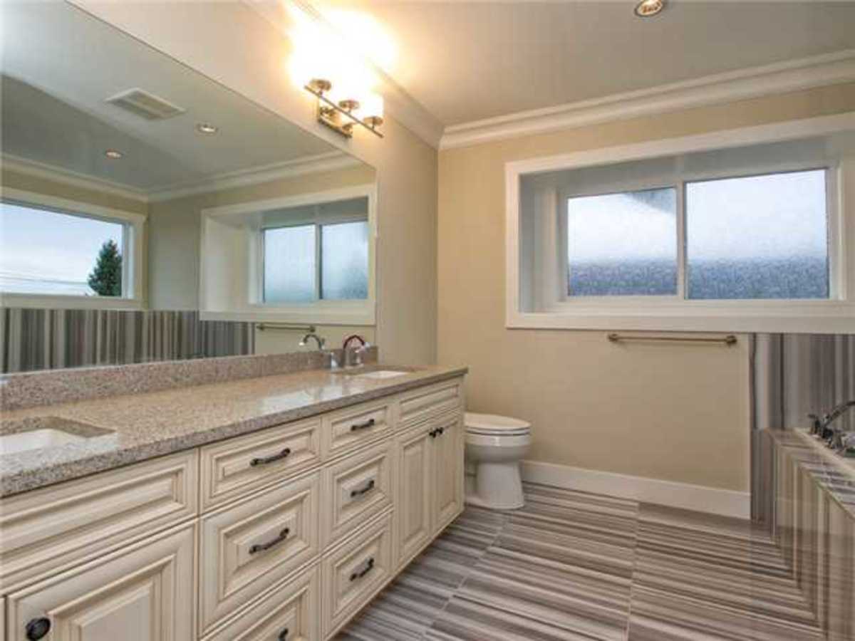 image-260164407-6.jpg at 633 East 4th Street, Queensbury, North Vancouver