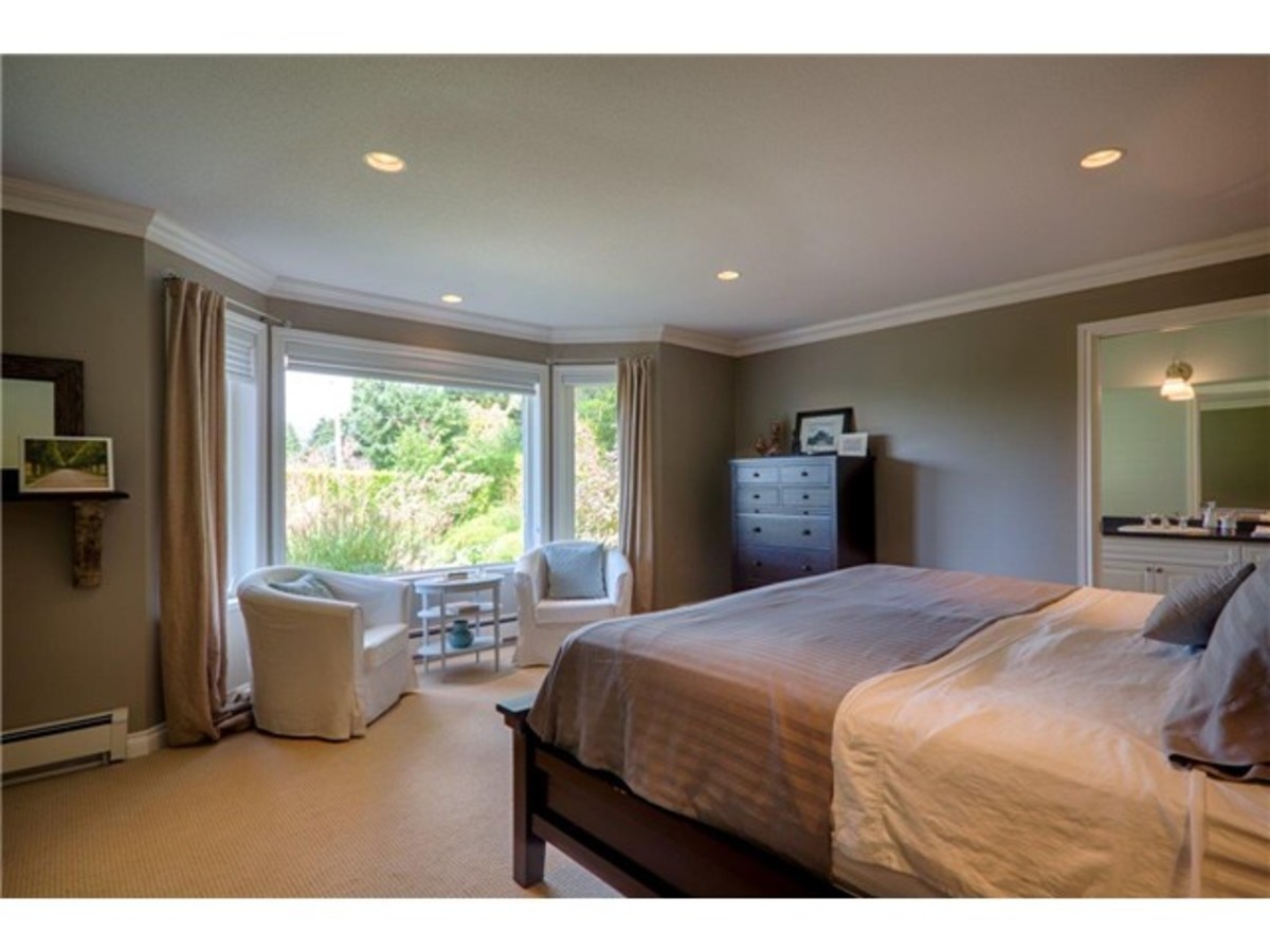 image-260515196-9.jpg at 200 Newdale Court, Upper Delbrook, North Vancouver