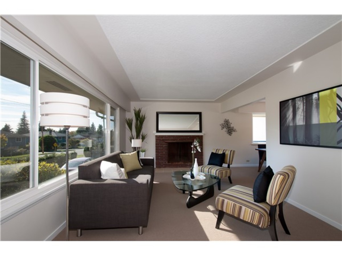 image-260588290-3.jpg at 556 West 21st Street, Hamilton, North Vancouver