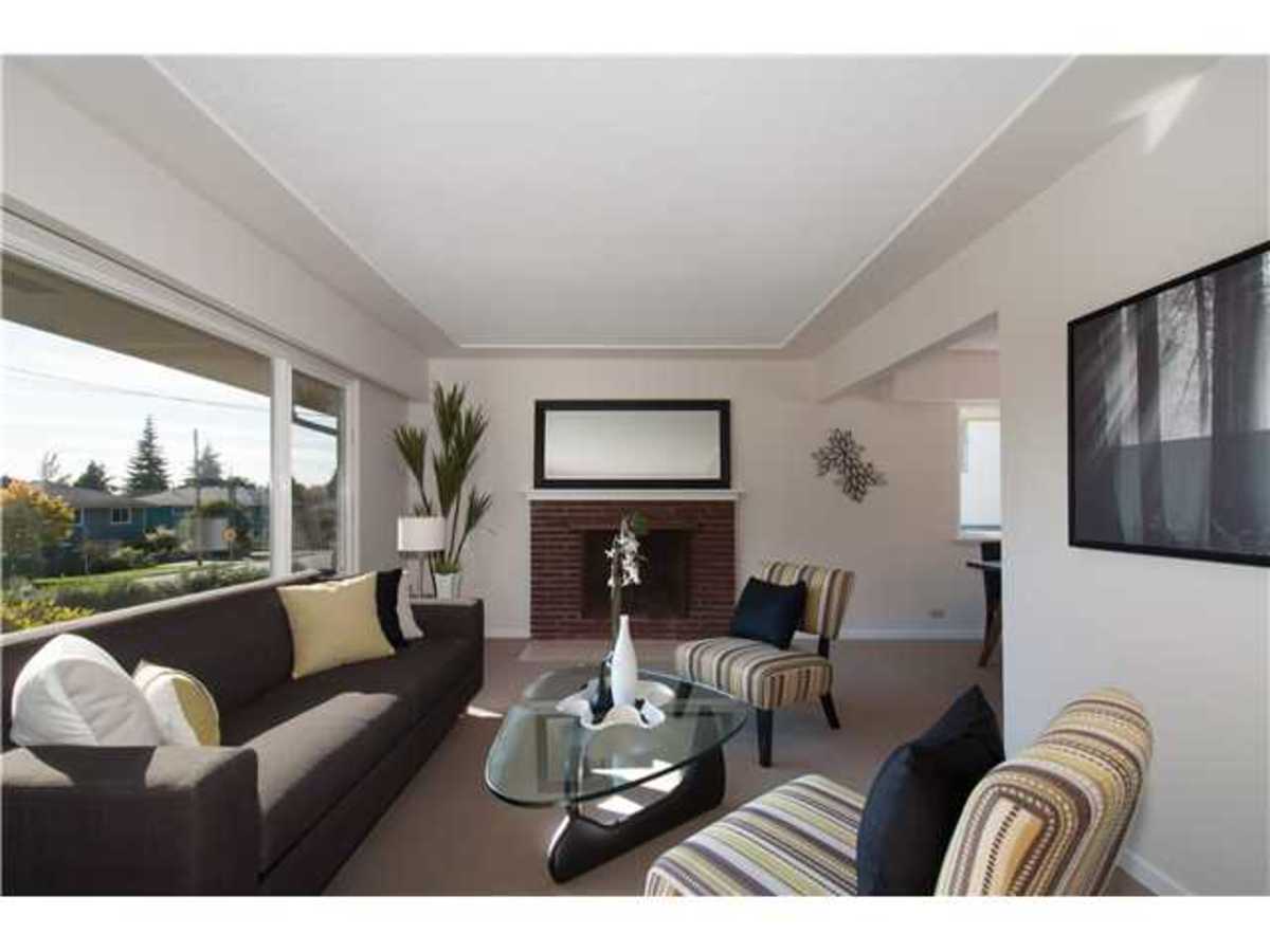 image-260588290-4.jpg at 556 West 21st Street, Hamilton, North Vancouver