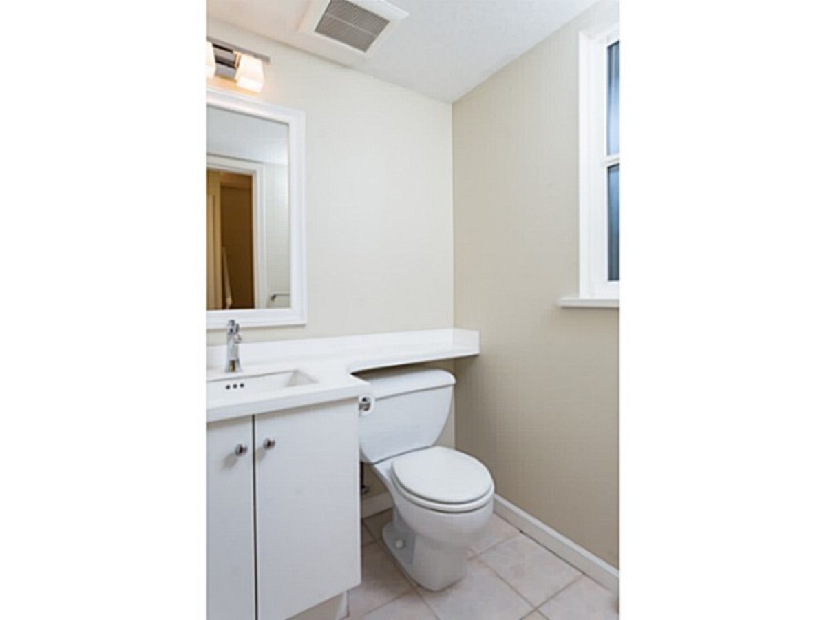 image-260739624-9.jpg at 2 - 1818 Chesterfield Ave, Central Lonsdale, North Vancouver