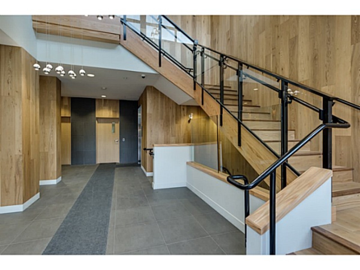 image-260955796-3.jpg at 201 - 733 West 14th Street, Hamilton, North Vancouver