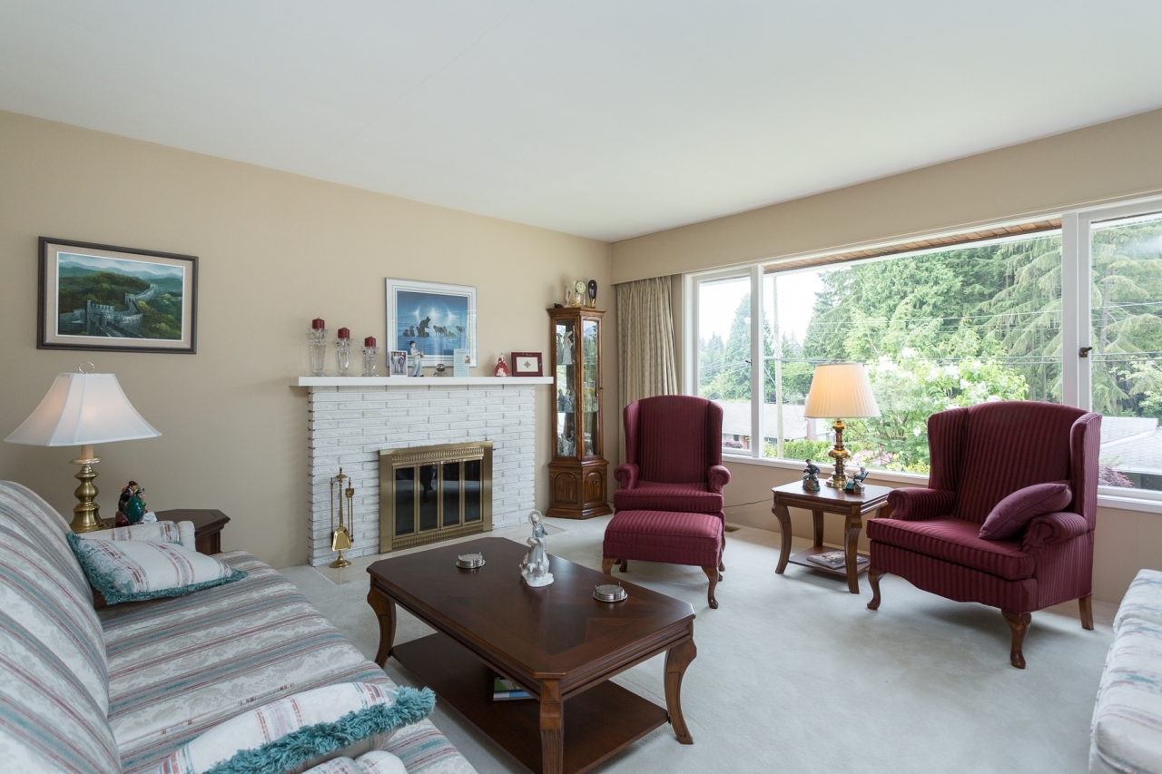 Living Room at 4736 Highland Boulevard, Canyon Heights NV, North Vancouver