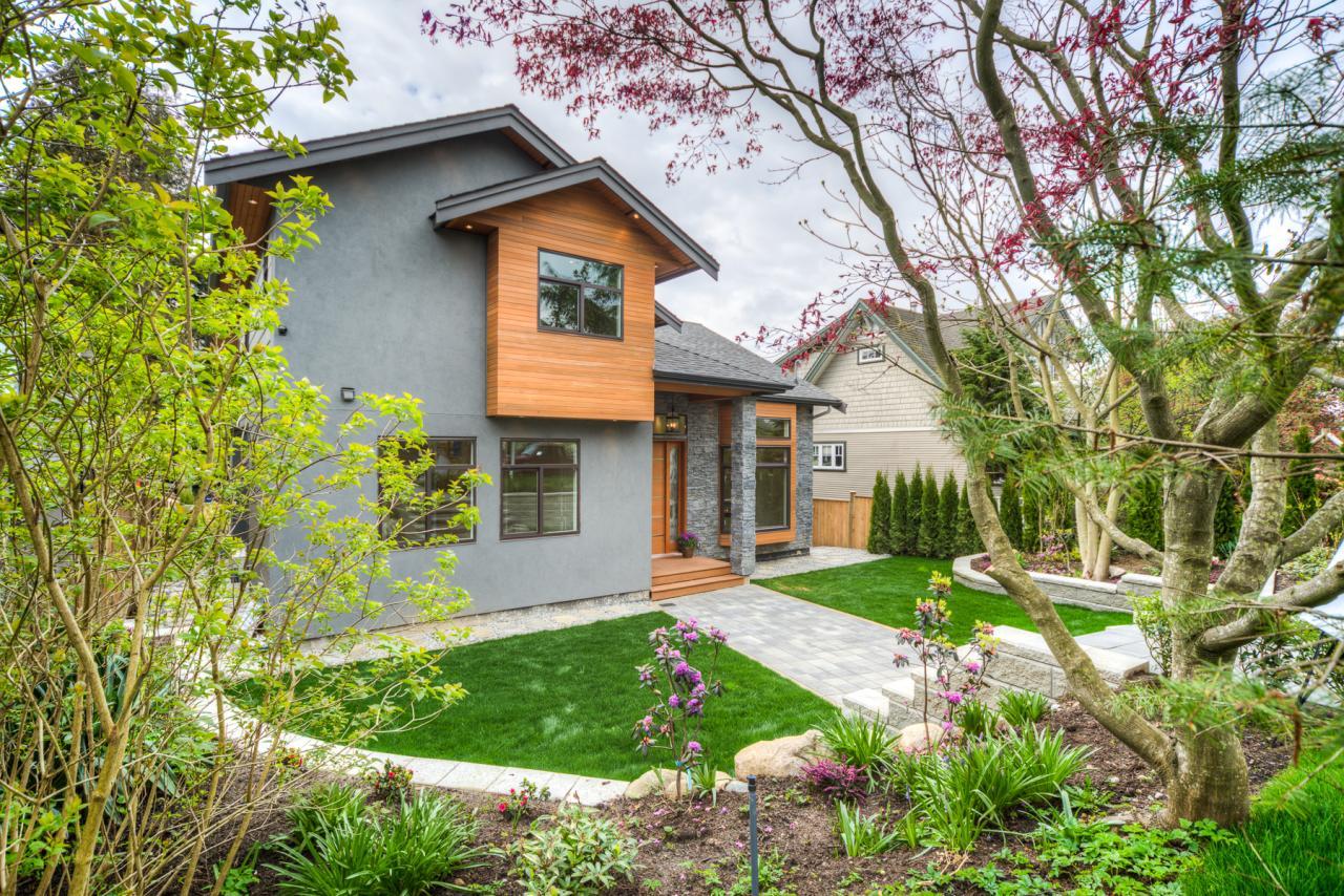 633-6th-Street-East-North-Vancouver-360hometours-02s at 633 East 6th Street, Queensbury, North Vancouver