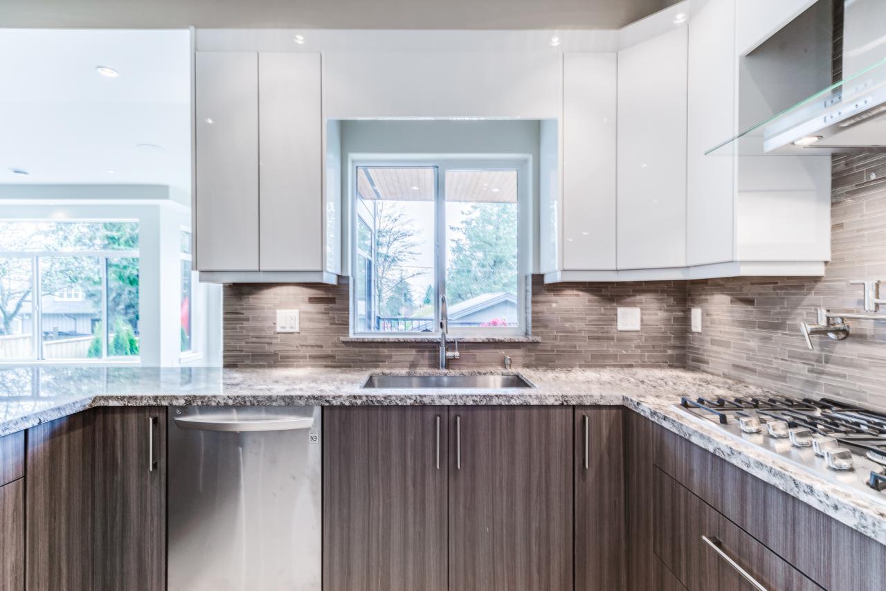 633-6th-Street-East-North-Vancouver-360hometours-11s at 633 East 6th Street, Queensbury, North Vancouver