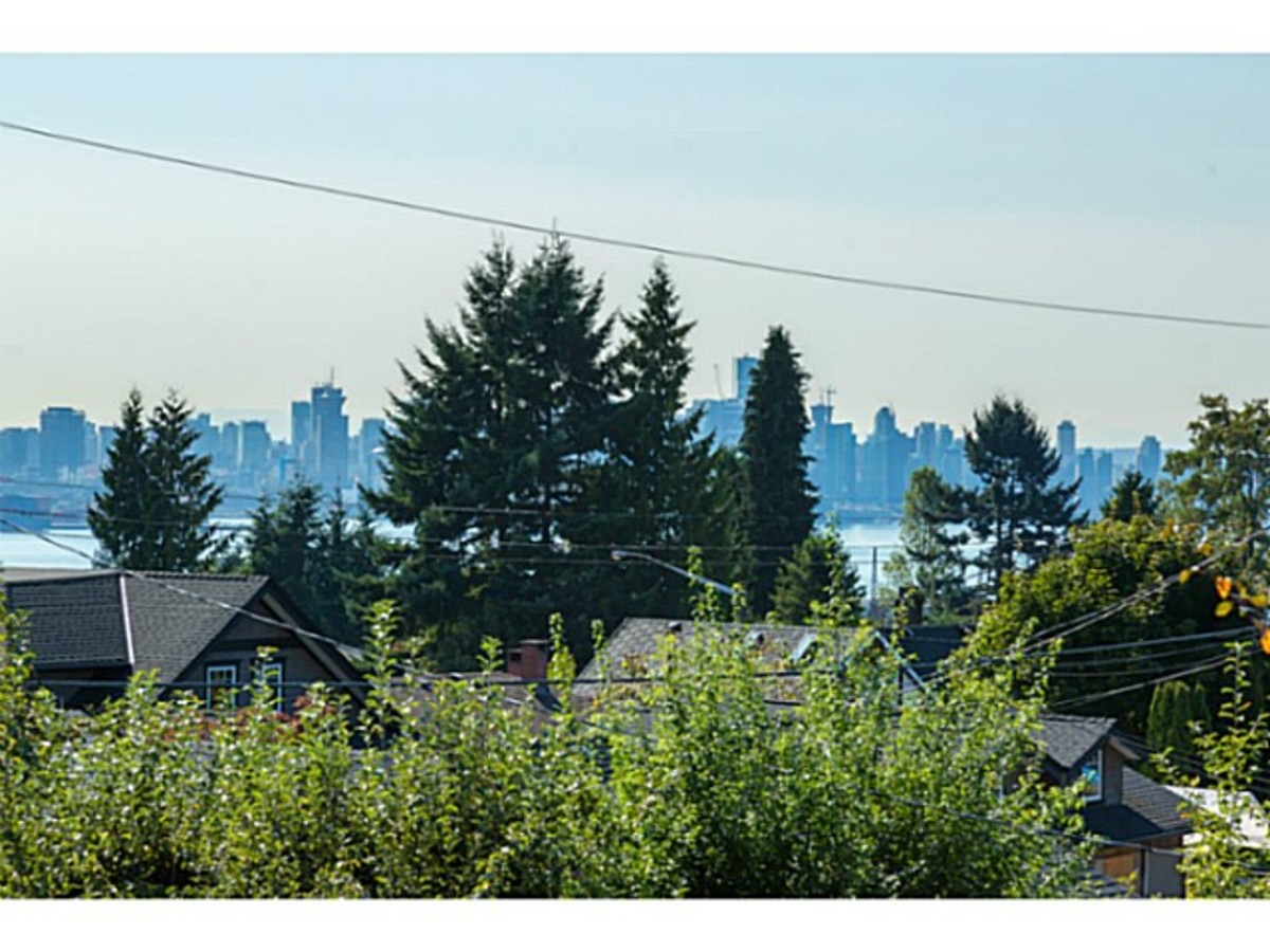image-261274757-7.jpg at 633 East 6th Street, Queensbury, North Vancouver