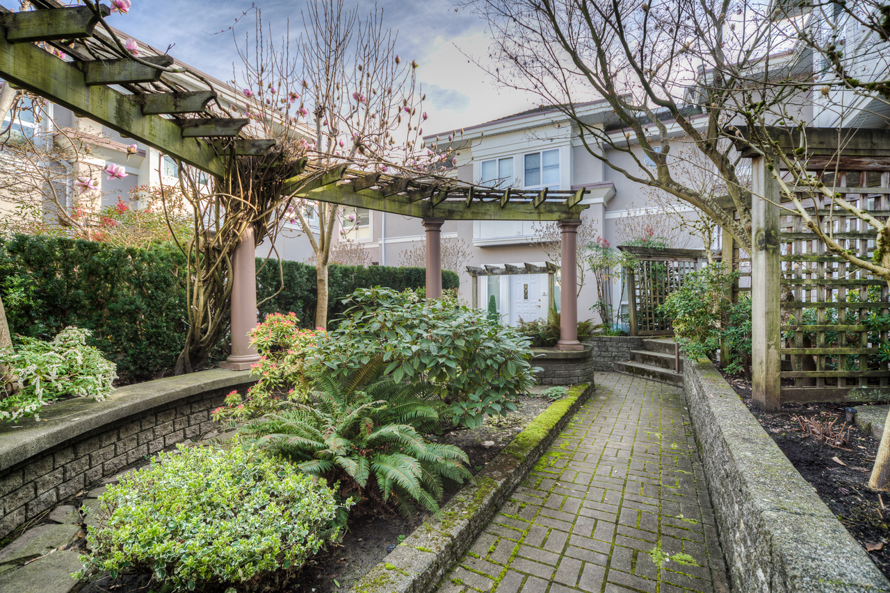 1 at 6 - 251 East 11th, Central Lonsdale, North Vancouver