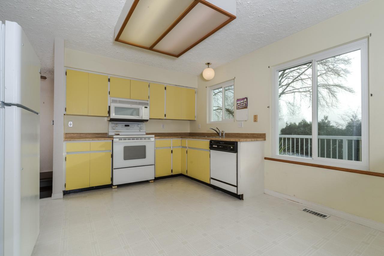 245-East-King-Road-North-Vancouver-360hometours-09s at 245 E Kings Road, Upper Lonsdale, North Vancouver